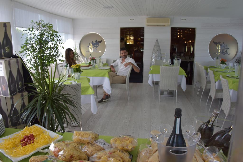 Apartaments Marina Del Cavallino Экстерьер фото